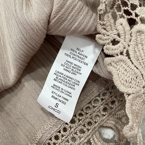 AMBIANCE TOP, TAUPE COLOR🤎,SIZE SMALL - Picture 6 of 6